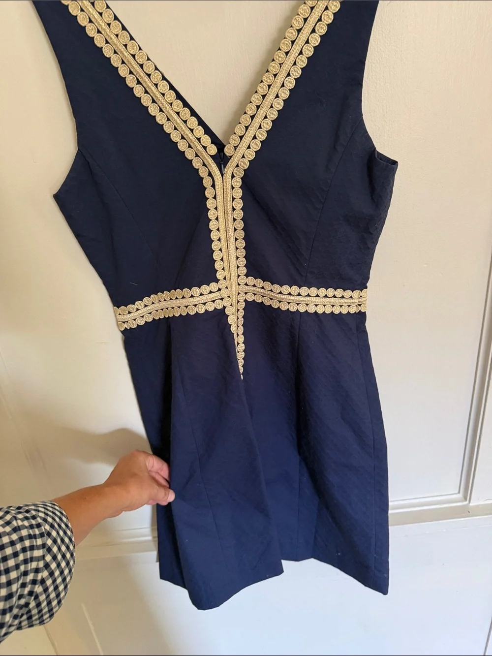 Lilly Pulitzer Bentley Shift True Shift Navy Sleeveless V-Neck Dress w Gold Trim - Picture 8 of 8